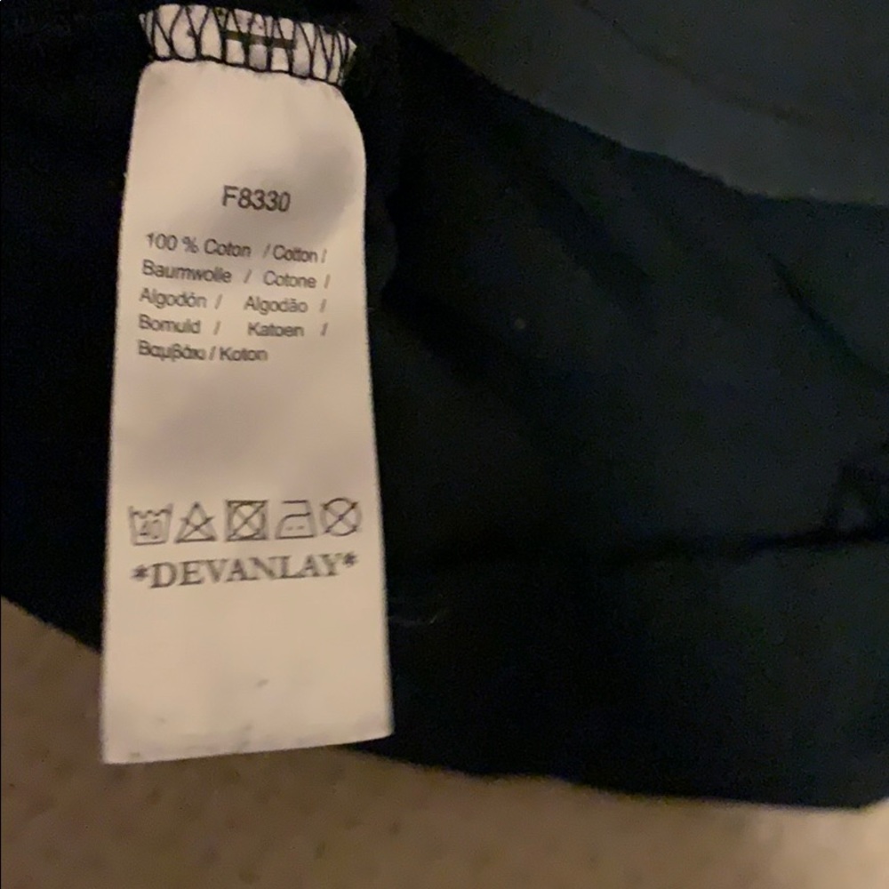 Lacoste V Neck - Picture 3 of 3
